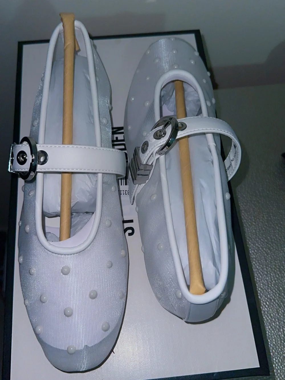 Steve Madden White Pearl-Accent Mary Jane Kids Dress Shoes